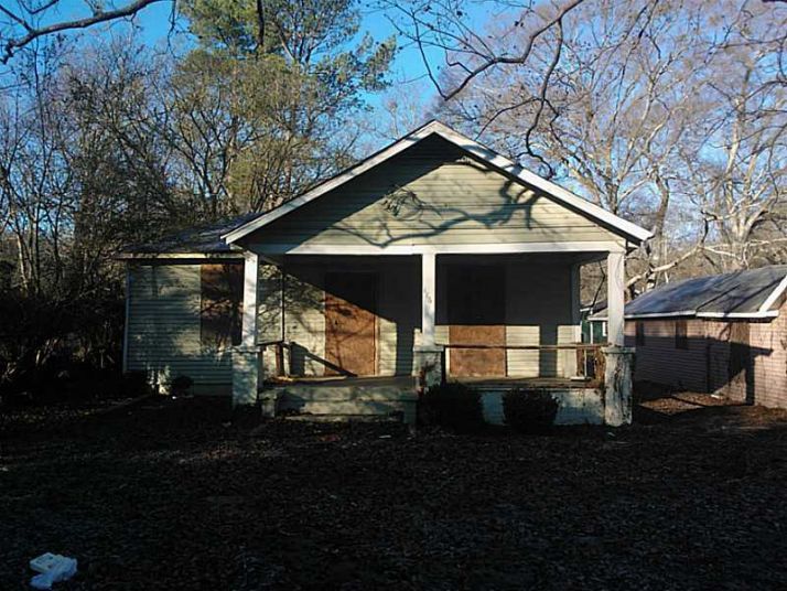 486 W Lake Avenue, Atlanta, GA 30318