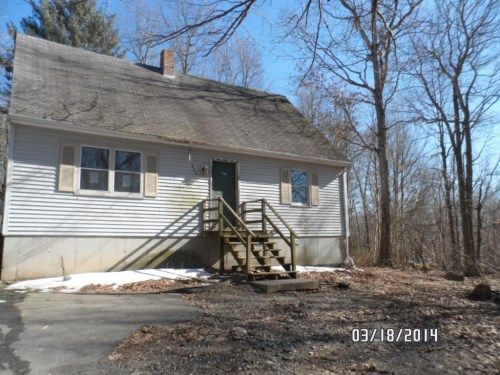 462 Main Street, Sterling, CT 06377