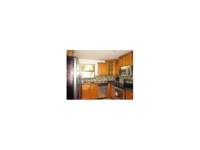 16475 GOLF CLUB RD # 202, Fort Lauderdale, FL 33326