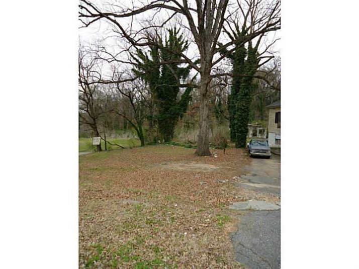 909 Hollywood Road Nw, Atlanta, GA 30318