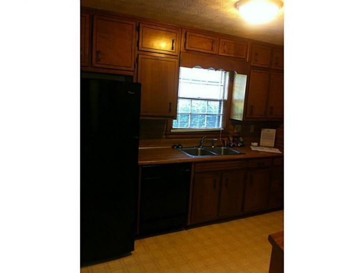 5295 Lilburn Stone Mountain Road, Lilburn, GA 30047