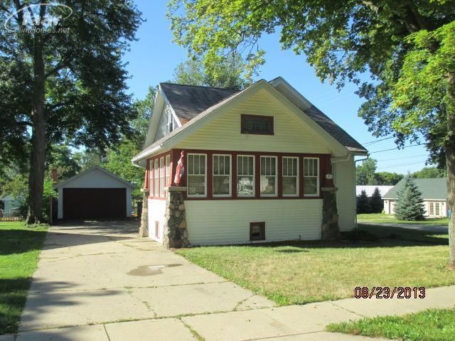 402 E East Elm, Vernon, MI 48476