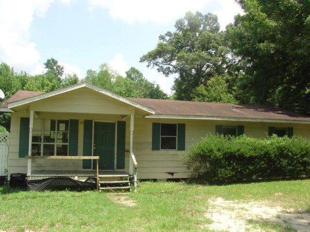 155 Old Highway 15 S, Ellisville, MS 39437