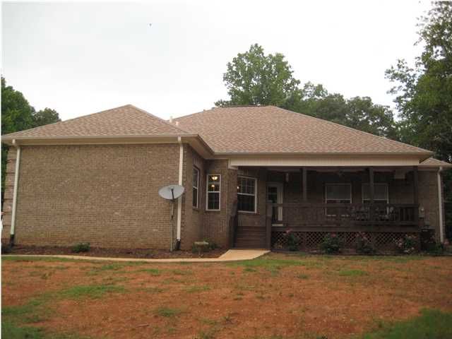 47 Cove Pointe Rd., Spruce Pine, AL 35585