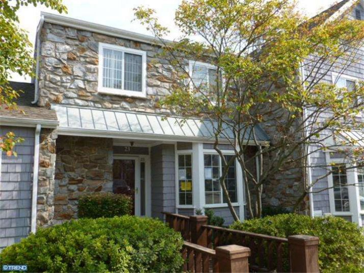 23 Lantern Ln, Wayne, PA 19087