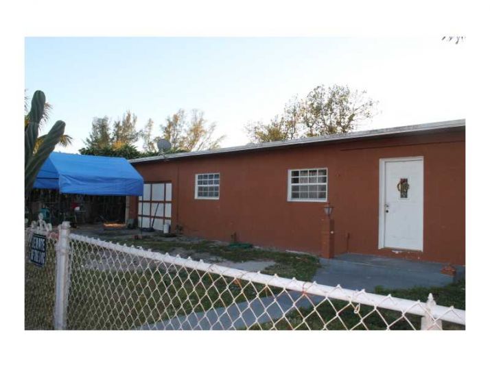 12520 W RANDALL PARK DR, Miami, FL 33167