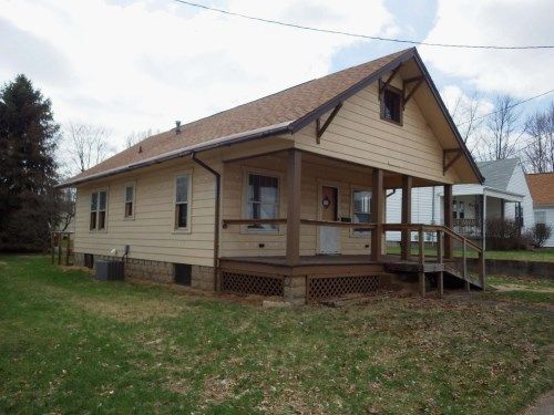 906 33rd Street, Vienna, WV 26105