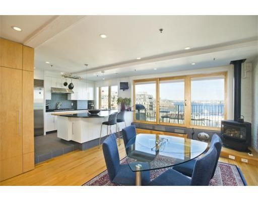 59 Commercial Wharf #7, Boston, MA 02110