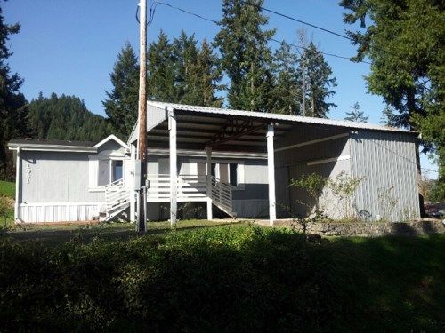 1051 Mathis Hill Road, Yoncalla, OR 97499