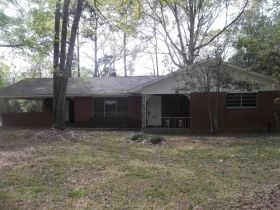 331 3rd St, Denham Springs, LA 70726