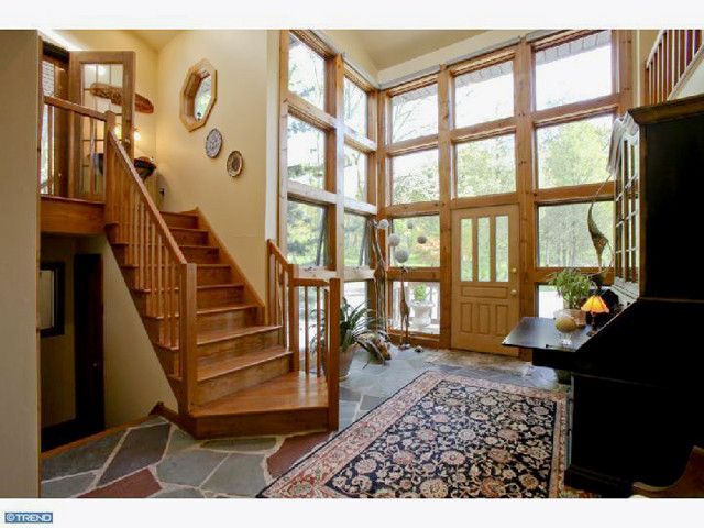 1634 SWEETBRIAR RD, Bedminster, PA 18910