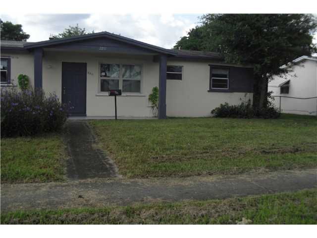 2211 SUNSET STRIP, Fort Lauderdale, FL 33313
