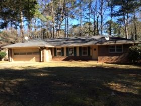 354 Nancy Ct SW, Lilburn, GA 30047