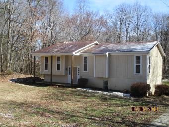 112 Wills Rd, Advance, NC 27006