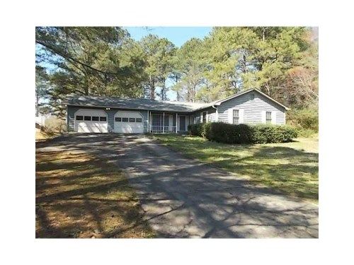 158 Little Brook Drive, Woodstock, GA 30188