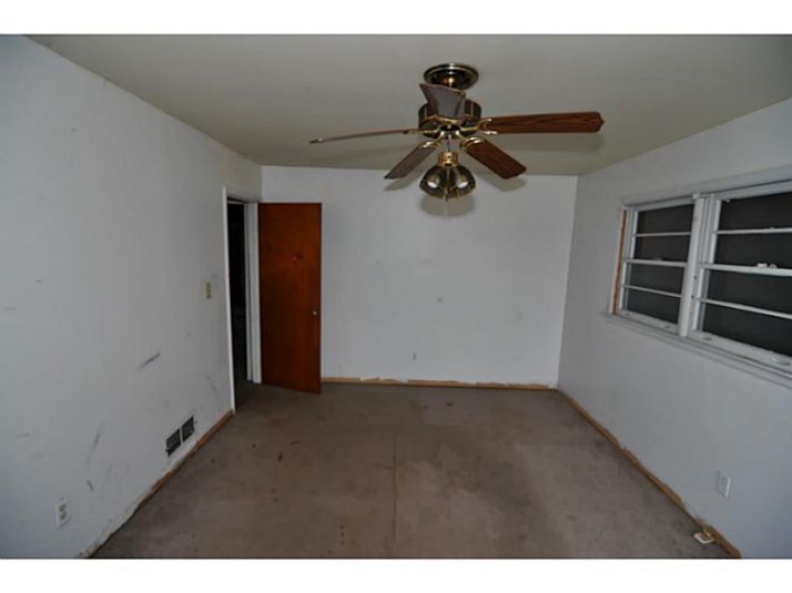 1401 Holcomb Avenue, Atlanta, GA 30344