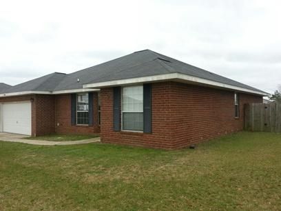 203 Citadel Ln, Crestview, FL 32539