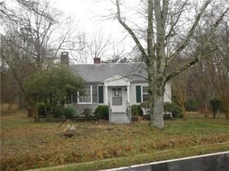 3842 Gboro Chapel Hill R, Liberty, NC 27298