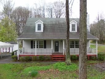 8183 Burnside Ct, Mechanicsville, VA 23116
