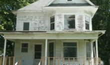 107 N 3rd St Easton, IL 62633