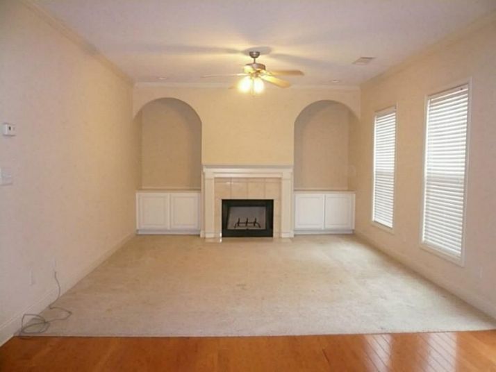 422 Suwanee Oaks Drive, Suwanee, GA 30024