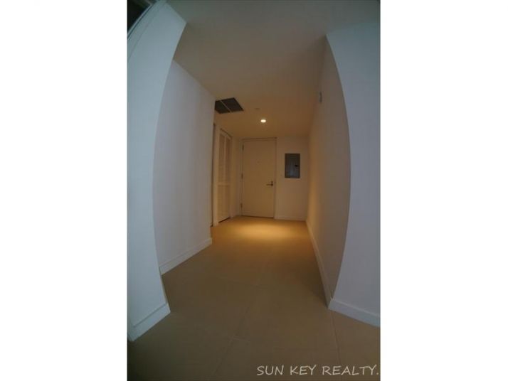 31 SE 6 ST # 602, Miami, FL 33131