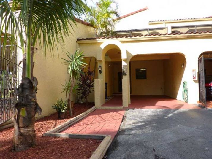 3940 ESTEPONA AV # 6D1, Miami, FL 33178