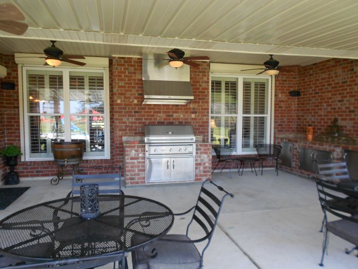 30672 HWY 23, Buras, LA 70041
