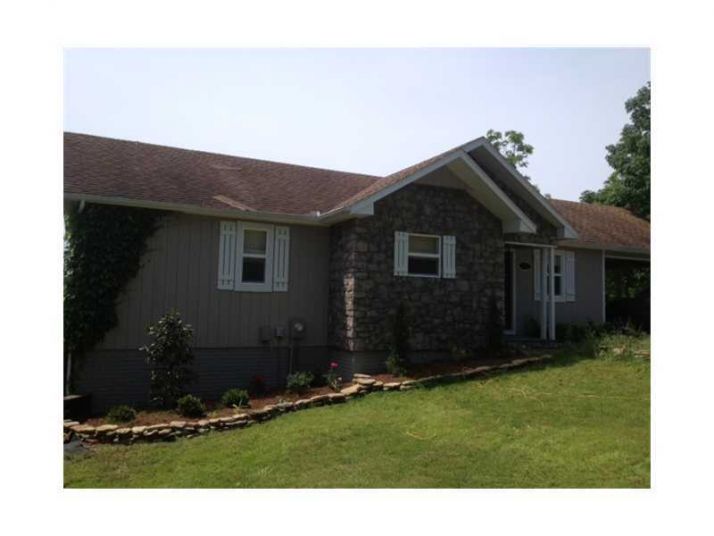 47 Cypress Point Ln, Eureka Springs, AR 72631