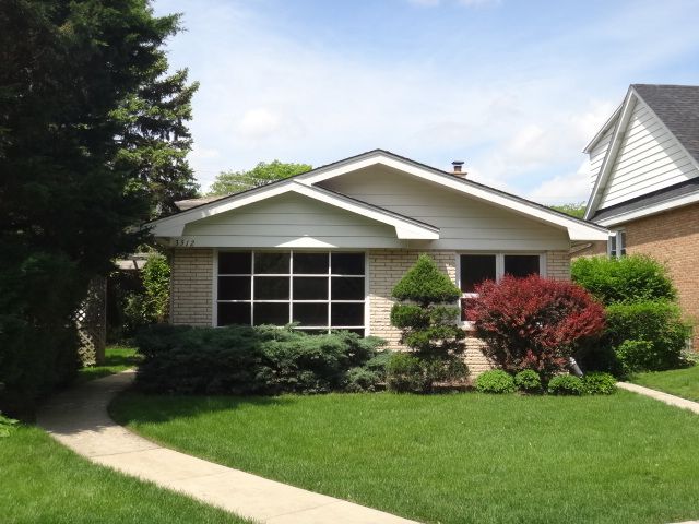 3512 Forest Ave, Brookfield, IL 60513