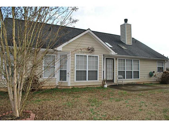 2853 Loral Pines Drive, Lawrenceville, GA 30044