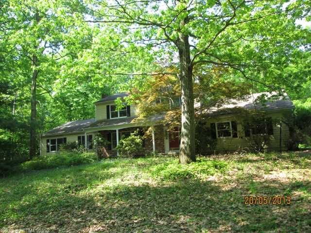 40 Bilberry Rd, Bridgewater, CT 06752