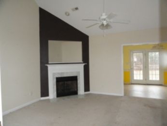 6637 Eagle Crossing Dr, Wendell, NC 27591