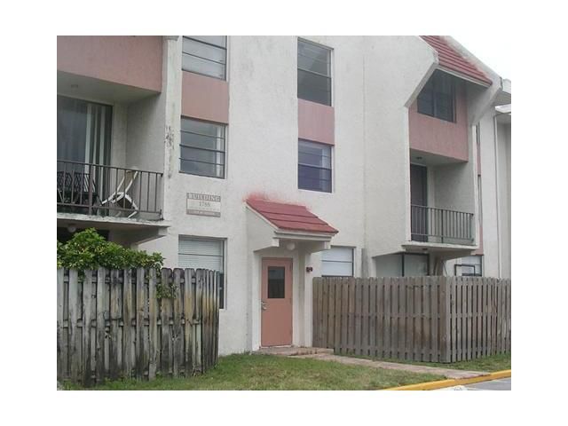 1788 NW 55TH AV # 3-204, Fort Lauderdale, FL 33313