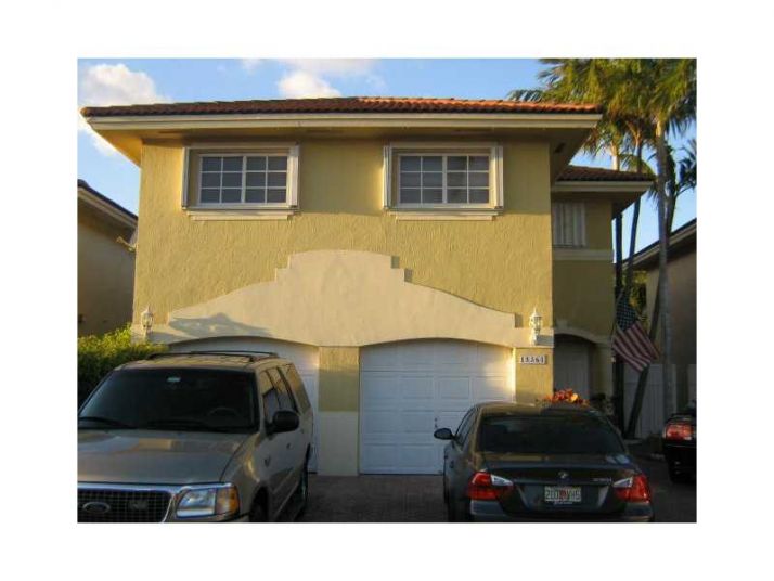 15361 SW 39 LN, Miami, FL 33185