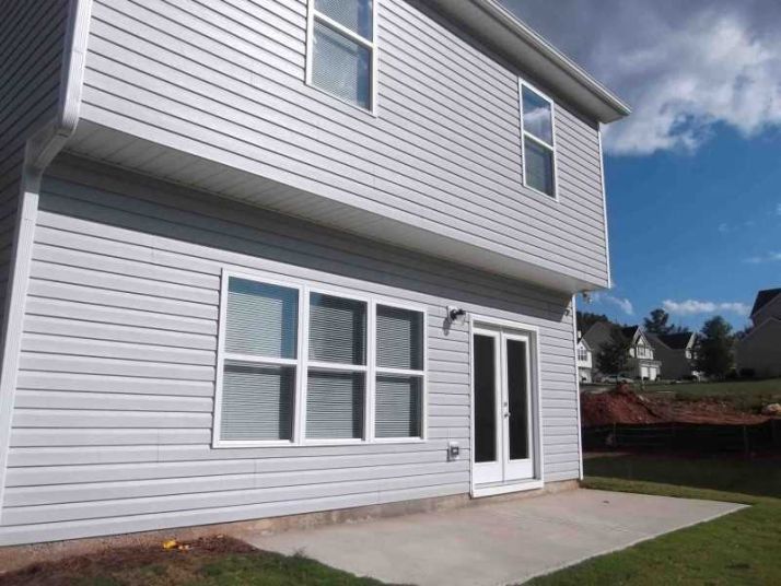 8141 Brookbend Drive, Douglasville, GA 30134