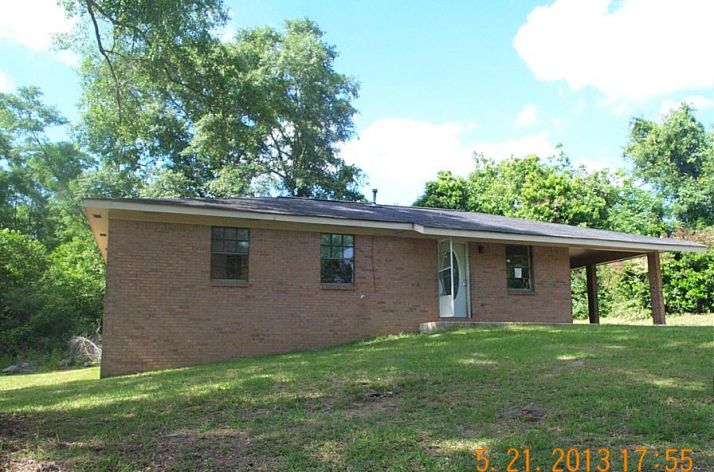 805 Ridge Aly, Lumberton, MS 39455