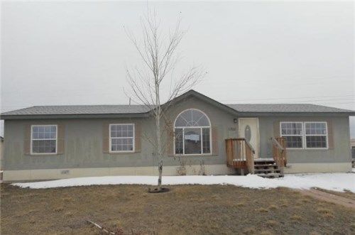 1305 Orchid Ln, Gillette, WY 82716