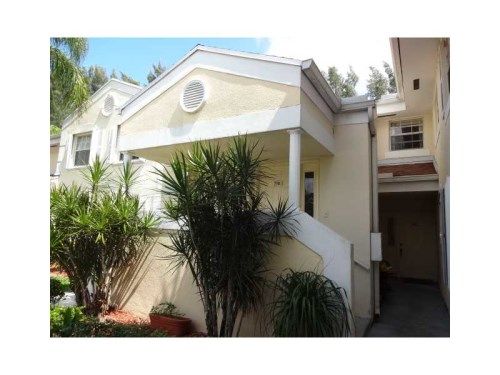 2244 SE 27 DR # 203-D, Homestead, FL 33035