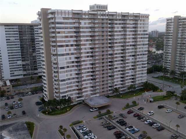 1980 S OCEAN DR # 22 A, Hallandale, FL 33009