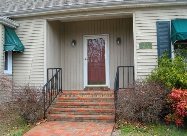 515 S WILLOW WAY, Kuttawa, KY 42055