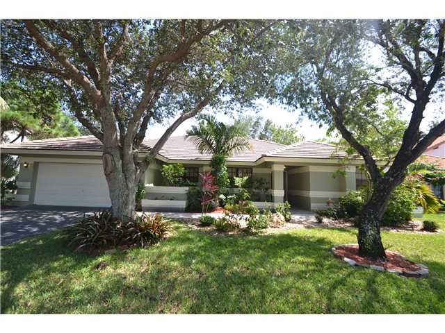 9152 SOUTHERN ORCHARD RD, Fort Lauderdale, FL 33328