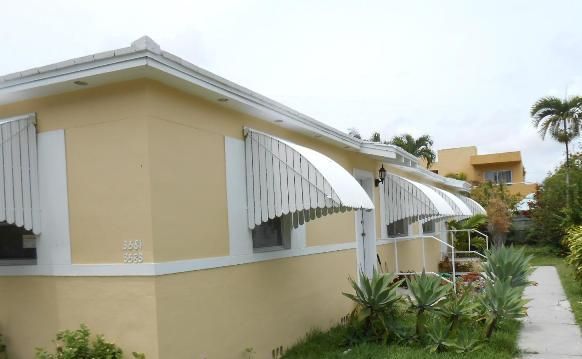3581 Sw 17 St, Miami, FL 33145