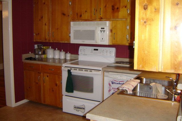 453 Broad St., Newville, AL 36353