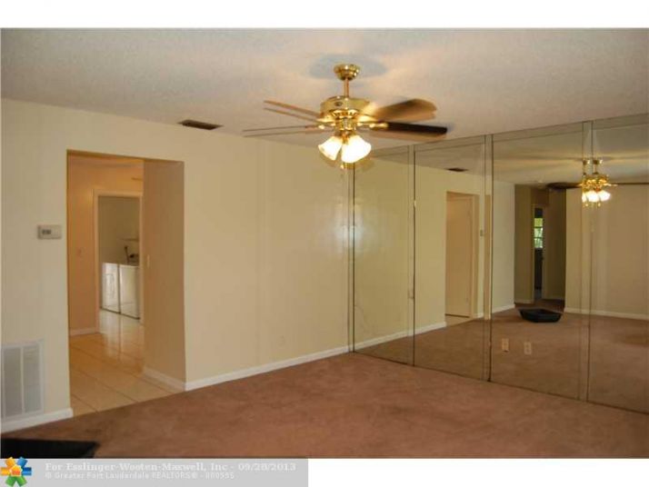 2000 SW 96TH AV # SOUTHA, Hollywood, FL 33025