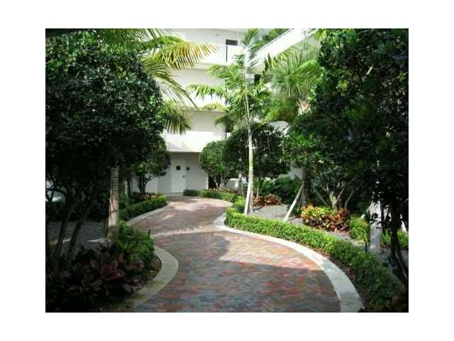 8950 SW 69 CT # 218, Miami, FL 33156