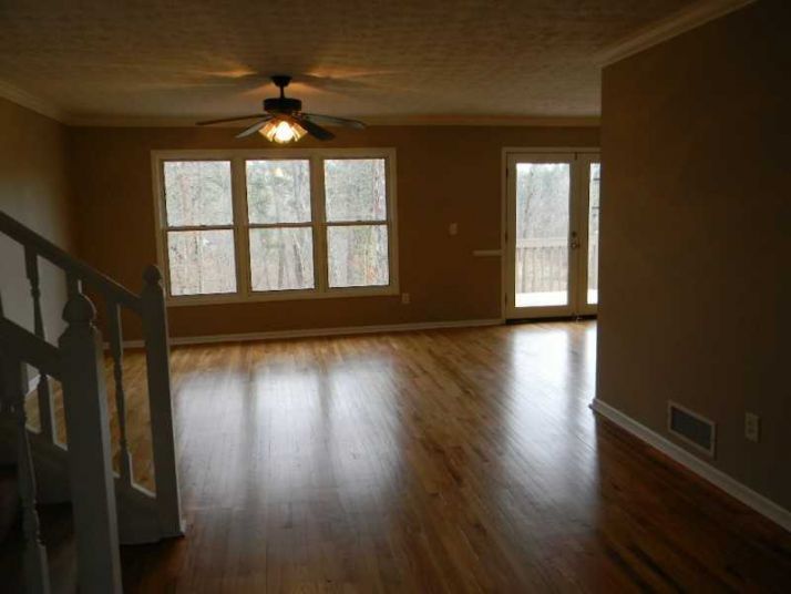 1548 Killian Hill Road Sw, Lilburn, GA 30047