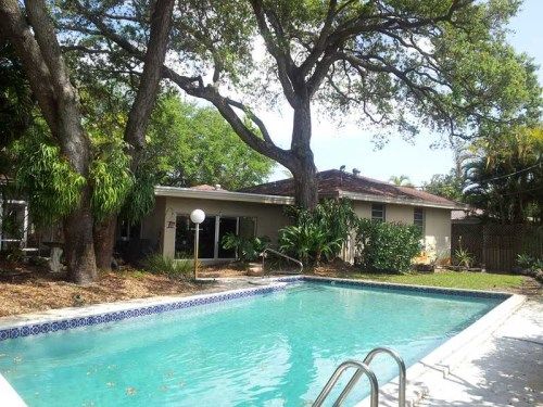 2100 NE 198 TE, Miami, FL 33179