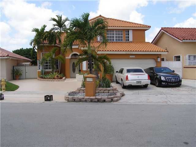 15507 SW 62 TE, Miami, FL 33193