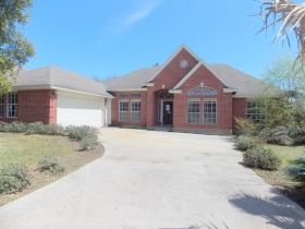 87 Stones Edge Drive, Montgomery, TX 77356